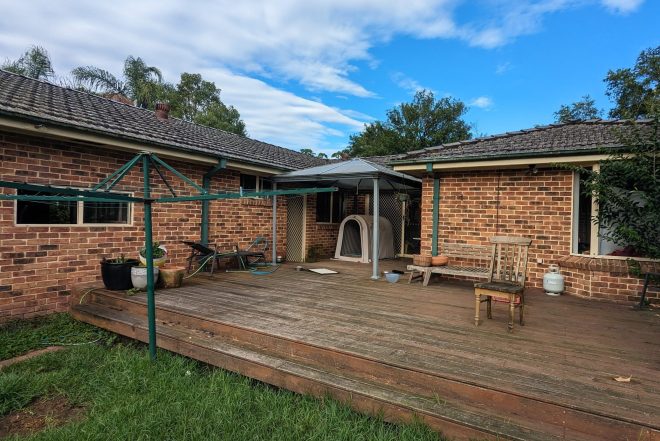 02-a-Back-deck-before-scaled